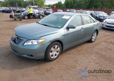 2007 Toyota Camry Le z USA, uszkodzony, nr VIN 4T1BE46K37U608393